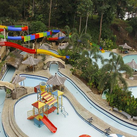 Hawaii Resort Family Suites Anyer Exteriér fotografie