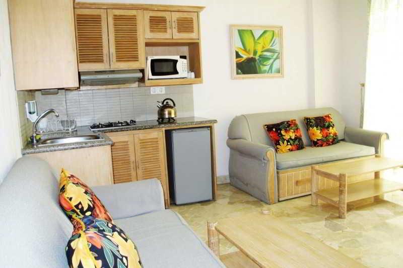 Hawaii Resort Family Suites Anyer Exteriér fotografie